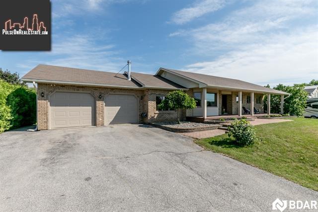 Property 3886 Edgehill Road main img