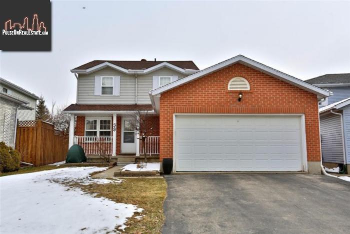 Property 38 Wildlark Crescent main img