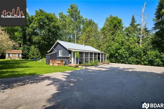 Property 8 Park View Avenue main img