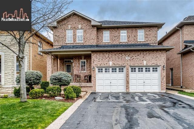 Property 2228 Whitecliffe Way main img