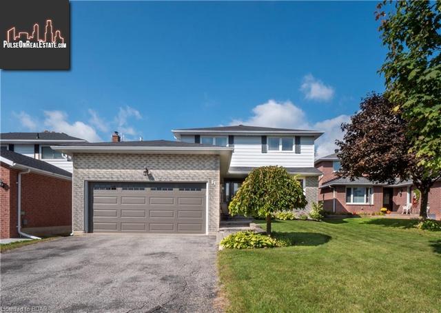 Property 31 Laurentian Lane main img
