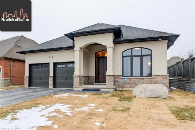 Property #28-249 Delacourt Road main img