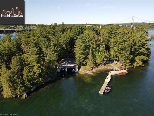 Property 1 Huckleberry Island main img