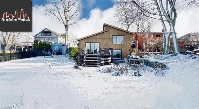 Property 34 1-2 Bayview Drive main img