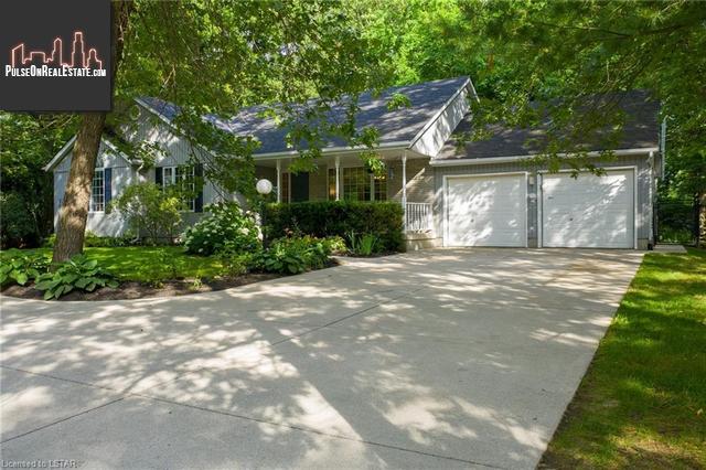 Property 8393 Oakwood Drive main img
