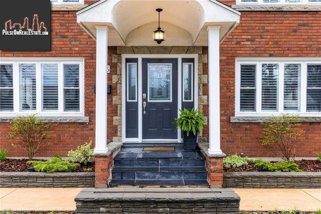 Property 45 Thorndale Avenue main img
