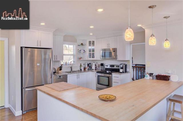 Property 2144 Allenby St main img
