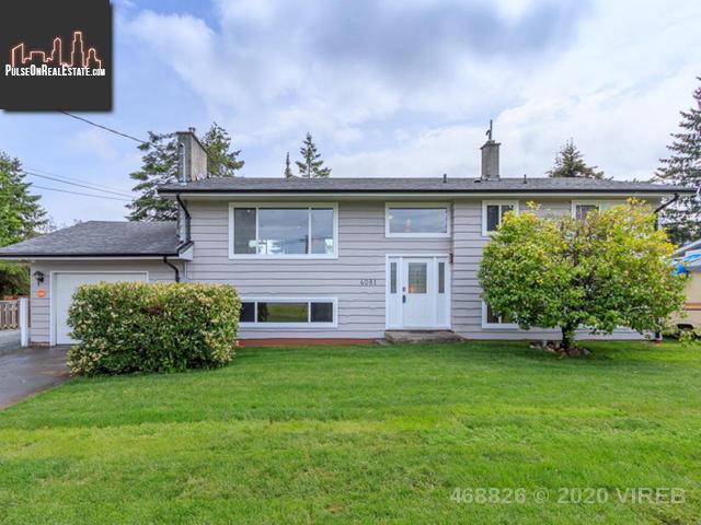 Property 4081 Departure Bay Road main img