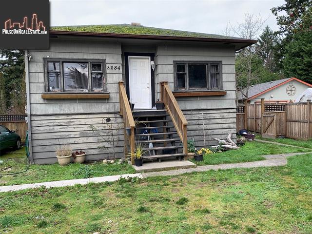 Property 3084 Jacklin Rd main img