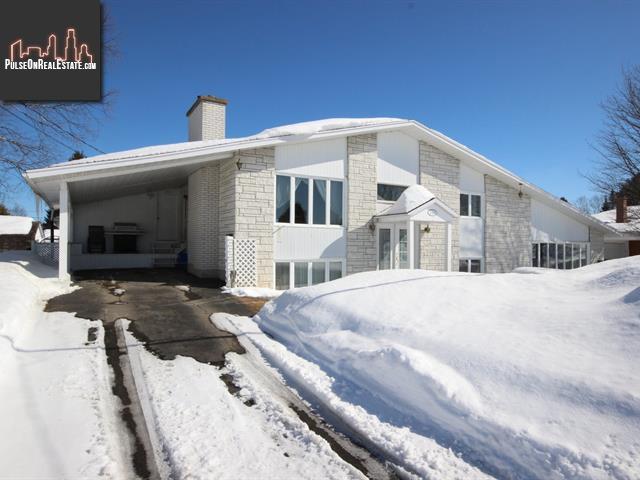 Property 200 203e Rue main img