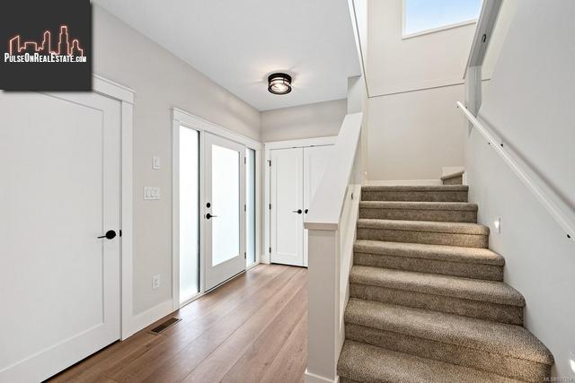Property 3402 Eagleview Cres img1
