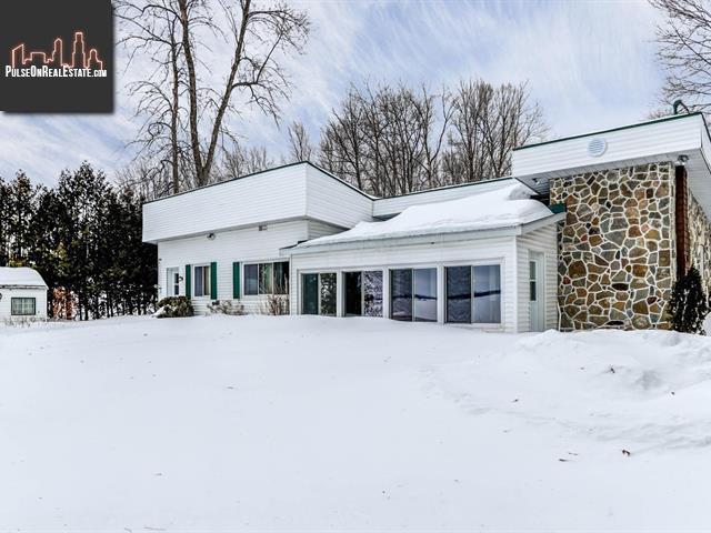 Property 45 Rue Menard main img