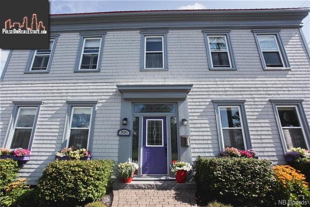 Property 300 Watson Street main img
