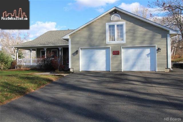 Property 215 Coburn Court main img