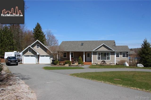 Property 38 Loyalist Drive main img