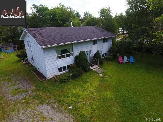 Property 35 Walker Crescent main img