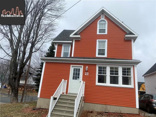 Property 23 Dufferin Street main img