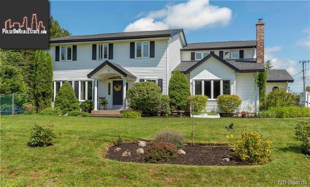 Property 71 Donlyn Drive main img
