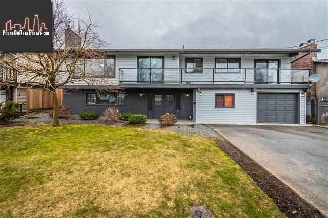 Property 2077 Lonsdale Crescent main img