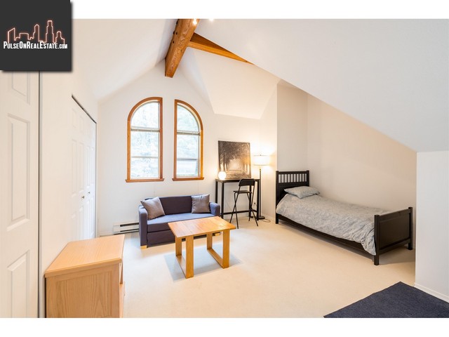 Property 3283 Arbutus Drive img1