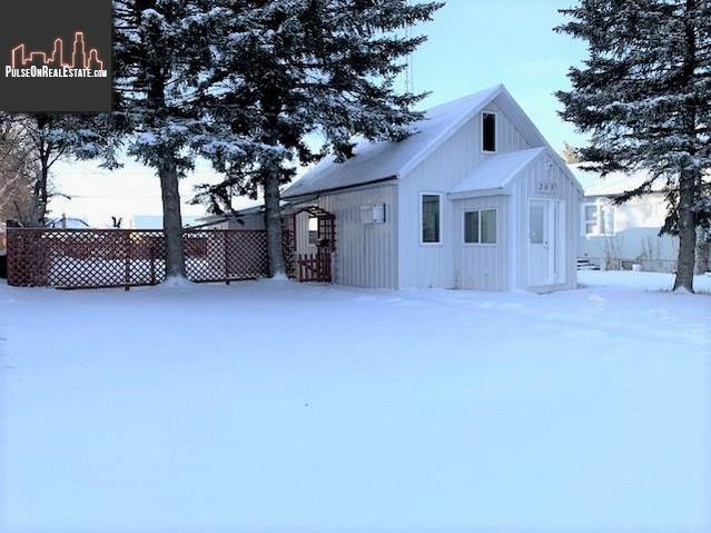 Property 263 2nd Ave W main img