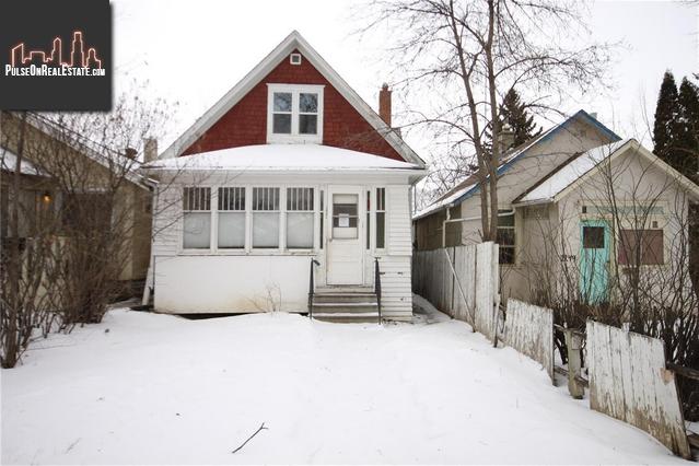 Property 1243 Robinson St main img