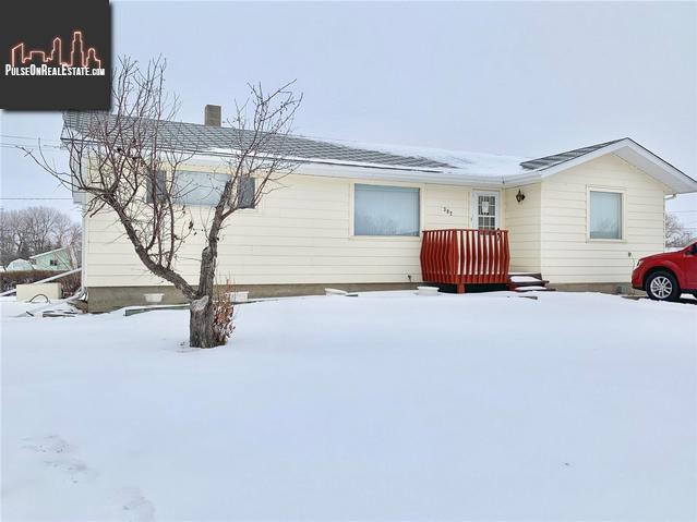 Property 302 Drysdale St main img