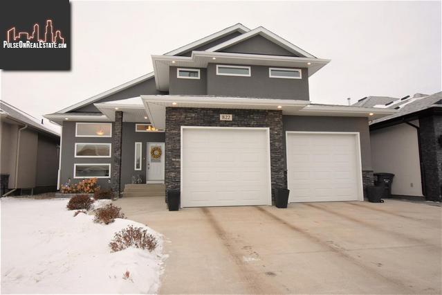 Property 822 Gillies Cres main img