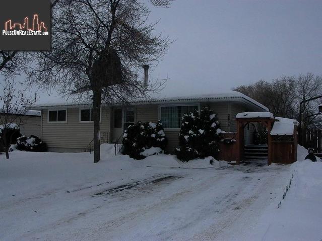 Property 2633 4th Ave E main img