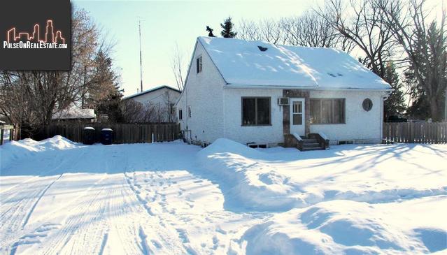 Property 420 2nd St E main img