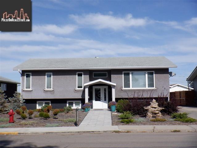 Property 281 7th Ave W main img