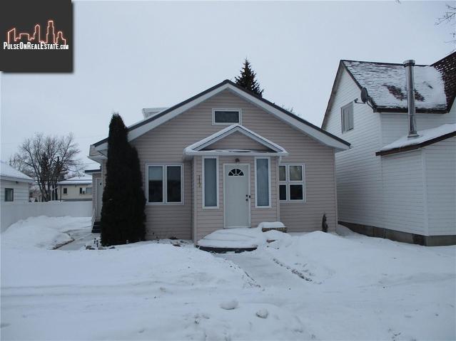Property 117 5th Ave E main img