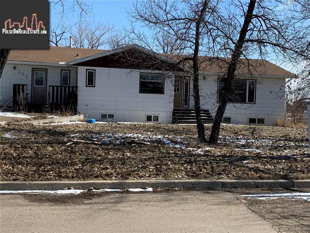 Property 323 Young St main img