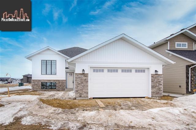 Property 201 Settler Cres main img