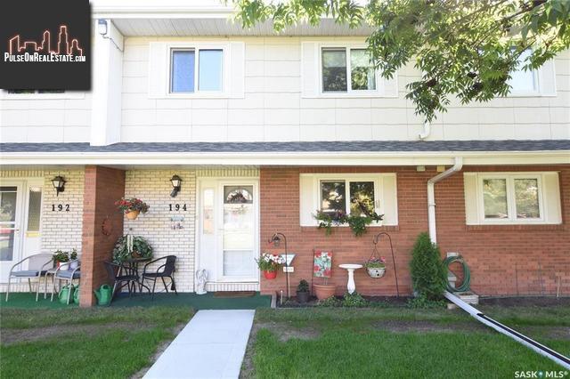 Property 194 Plainsview Dr main img