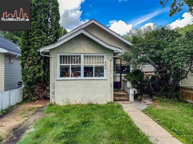 Property 804 31st St W main img