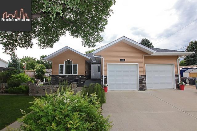 Property 327 7th Ave Ne main img