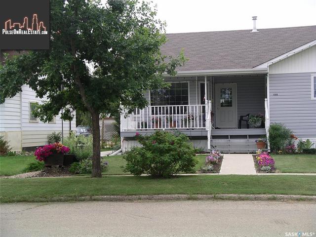 Property 1008 96th Ave main img