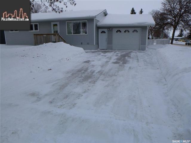 Property 1407 95th St main img