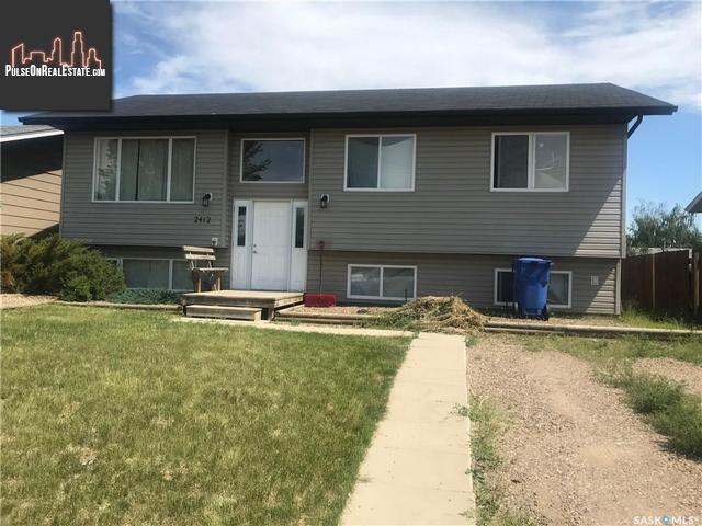 Property 2412 100th St main img