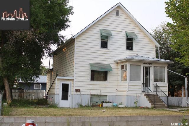Property 780 Stadacona St W main img