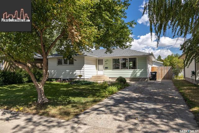 Property 410 Winnipeg Ave S main img