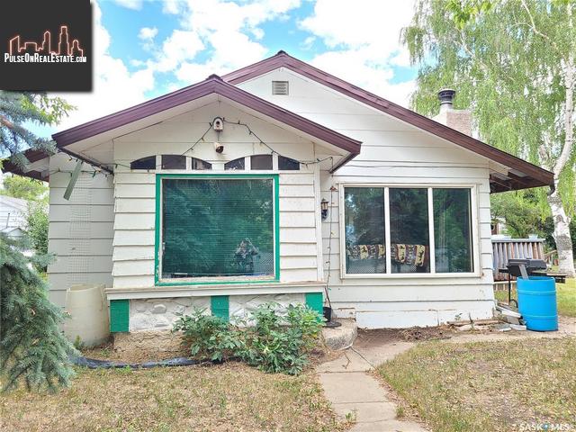 Property 303 Main St main img