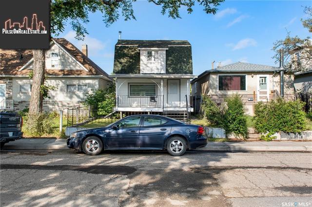 Property 1020 Rae St main img