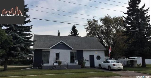 Property 300 5th Ave E main img