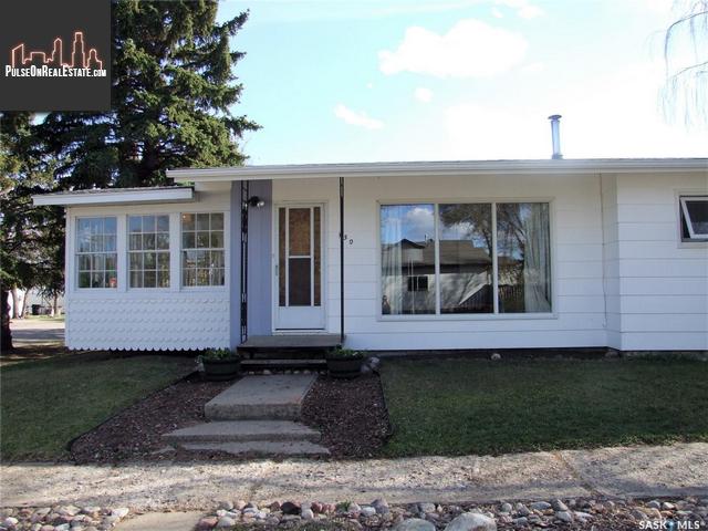 Property 150 2nd Avenue E main img