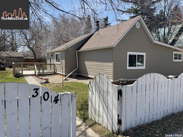 Property 304 Barton Street main img