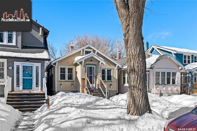 Property 2262 Quebec Street img1