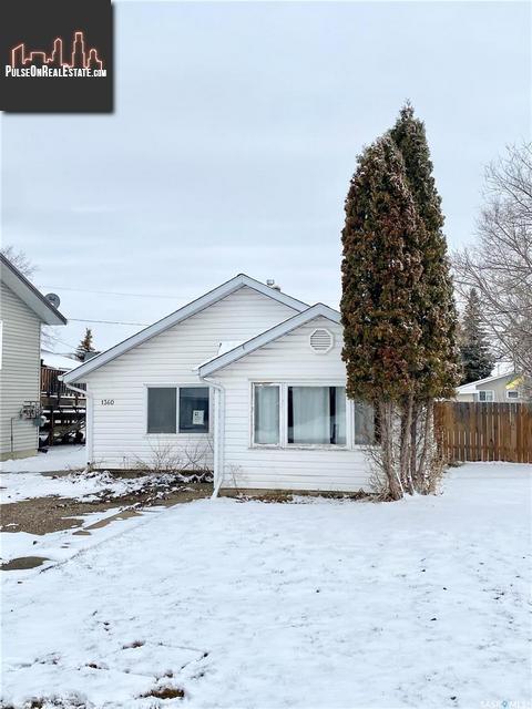 Property 1360 7th Street E main img