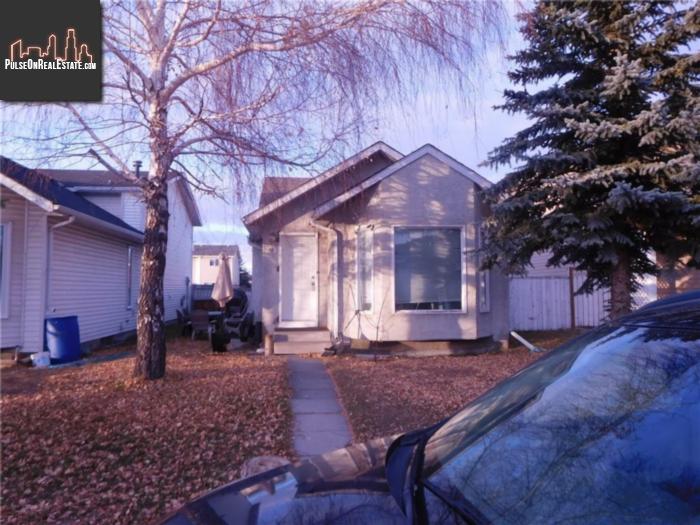 Property 12 Taradale Cl Ne main img